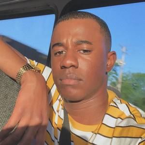 Meet your Posher, Chad